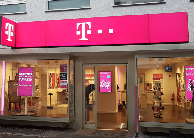 Telekom Lichtwerbung Fernkennzeichnung